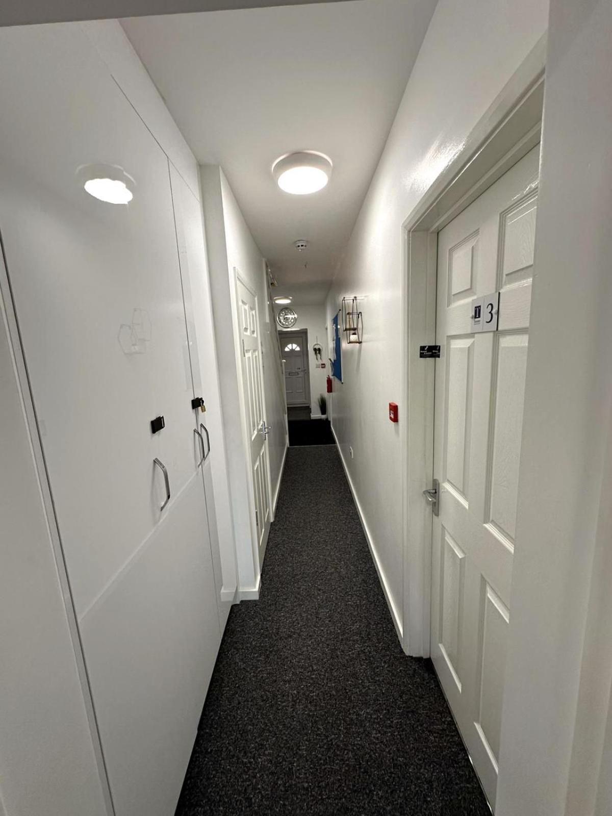 Newmarket Road Studios And Suites By Tas Accommodations ケンブリッジ エクステリア 写真