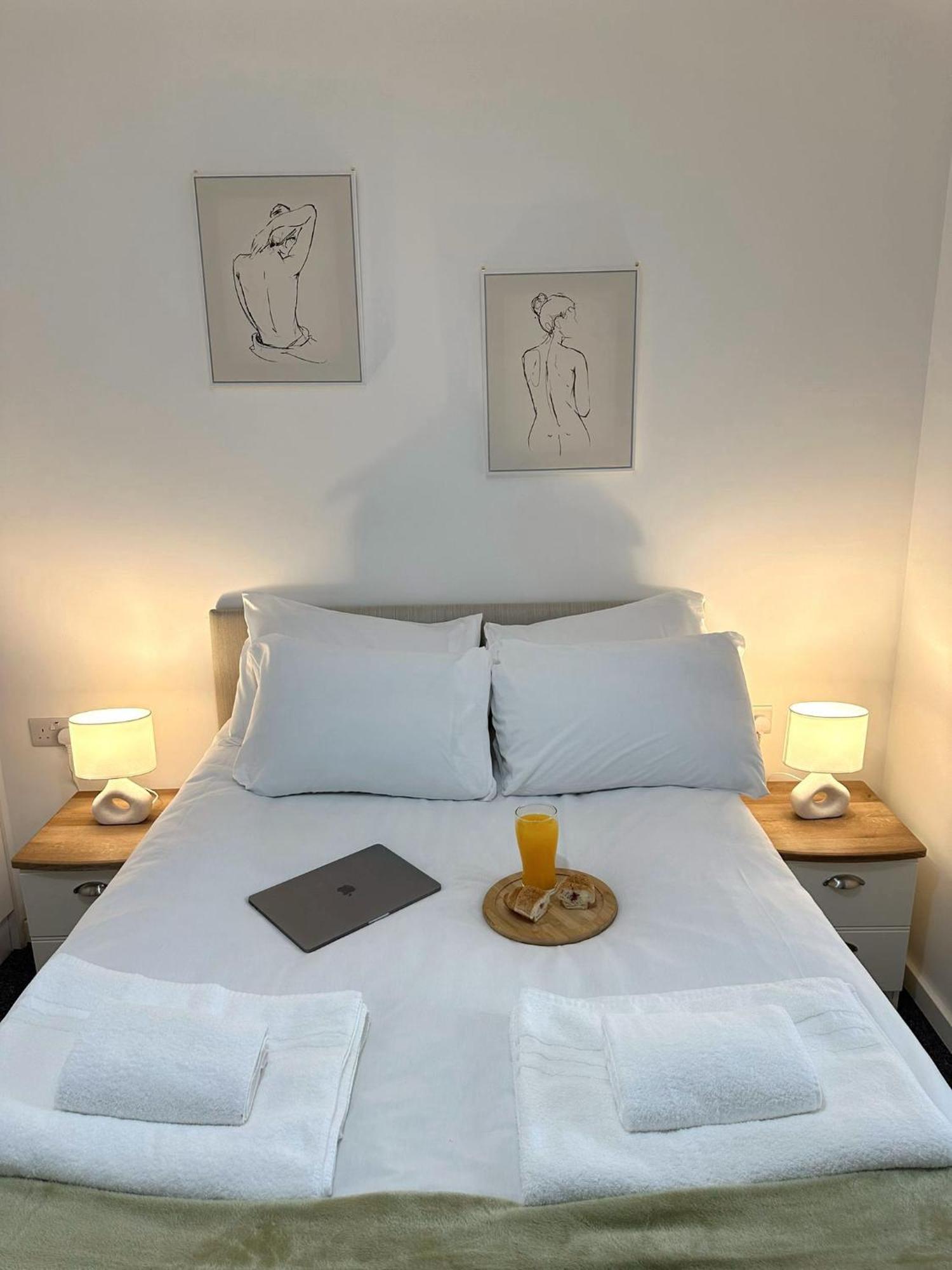 Newmarket Road Studios And Suites By Tas Accommodations ケンブリッジ エクステリア 写真